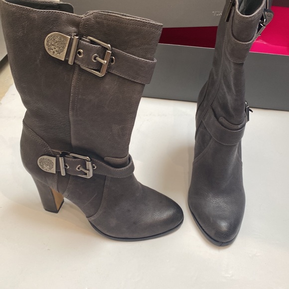 Vince Camuto New! Boots Callison Heeled Grey with Black Metal Buckles Davys Gray - Picture 9 of 16
